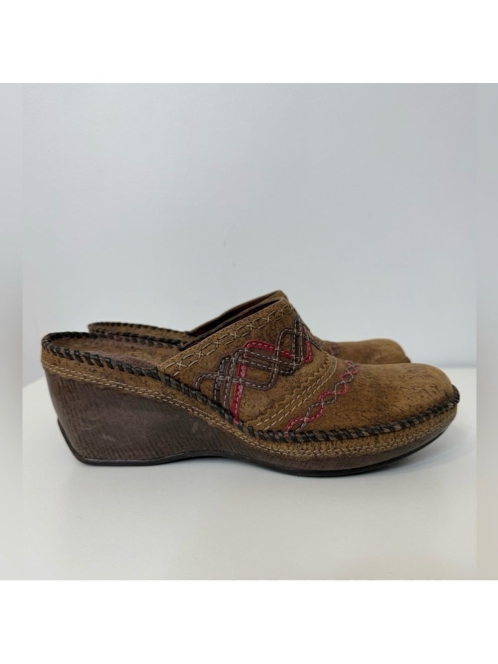Clarks Artisan Collection Distressed Brown Leather Mule Clogs Women’s Size 8